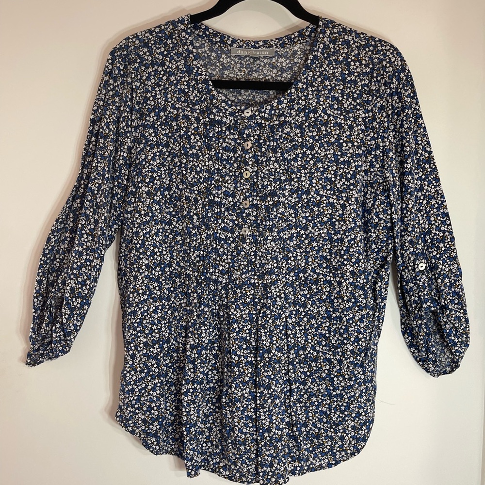 Daniel Rainn Navy Floral Blouse